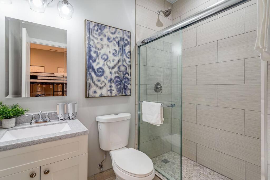 Suite 2 On Southport 4 Queen Beds شيكاغو المظهر الخارجي الصورة